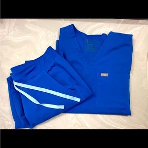 Figs Medium Blue Scrub Set